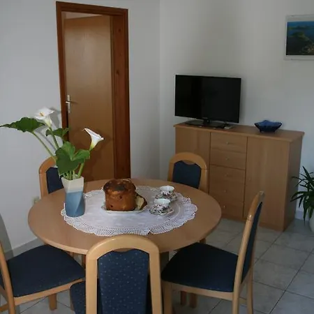 Manuela Apartment